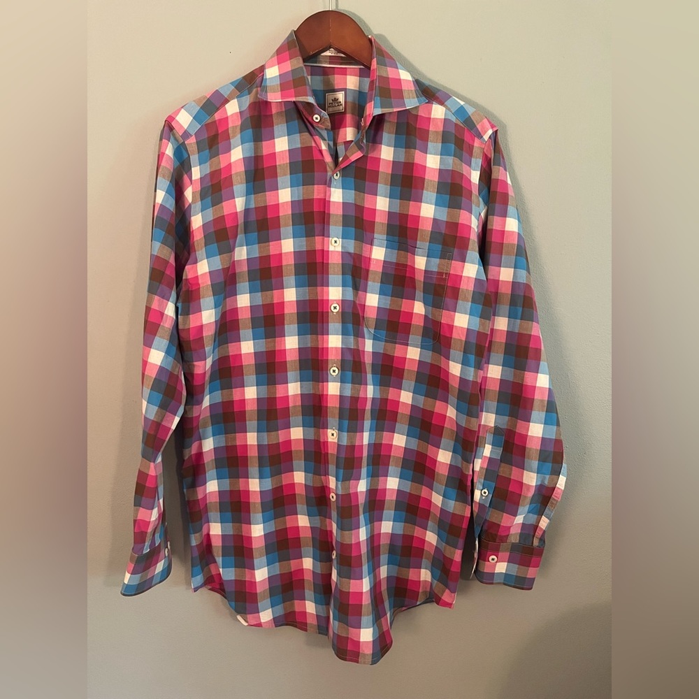 Peter Millar button down shirt 100% cotton ( medium)